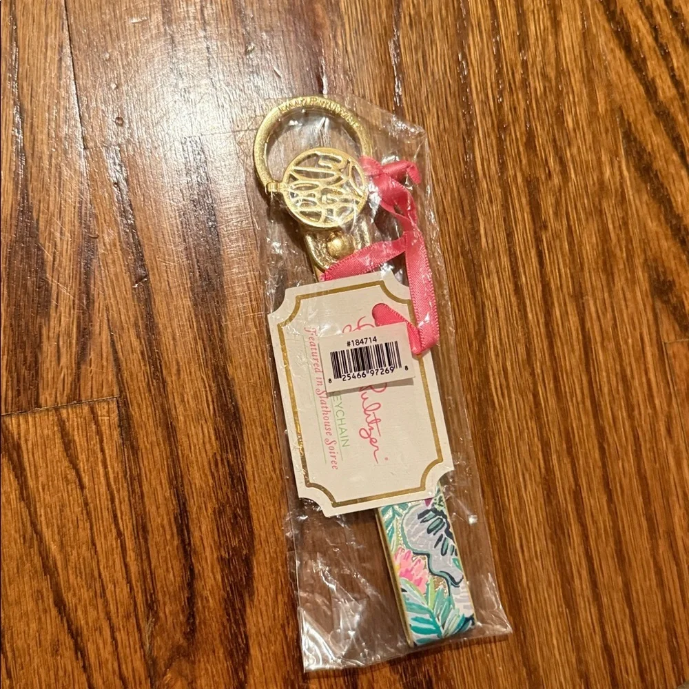 Lilly pulitzer strap keychain slathouse soiree NWT in package - Picture 3 of 5